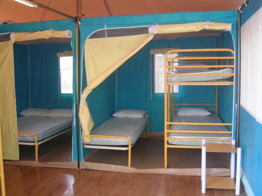 Càmping Kanguro Sant Pol De Mar Phòng bức ảnh